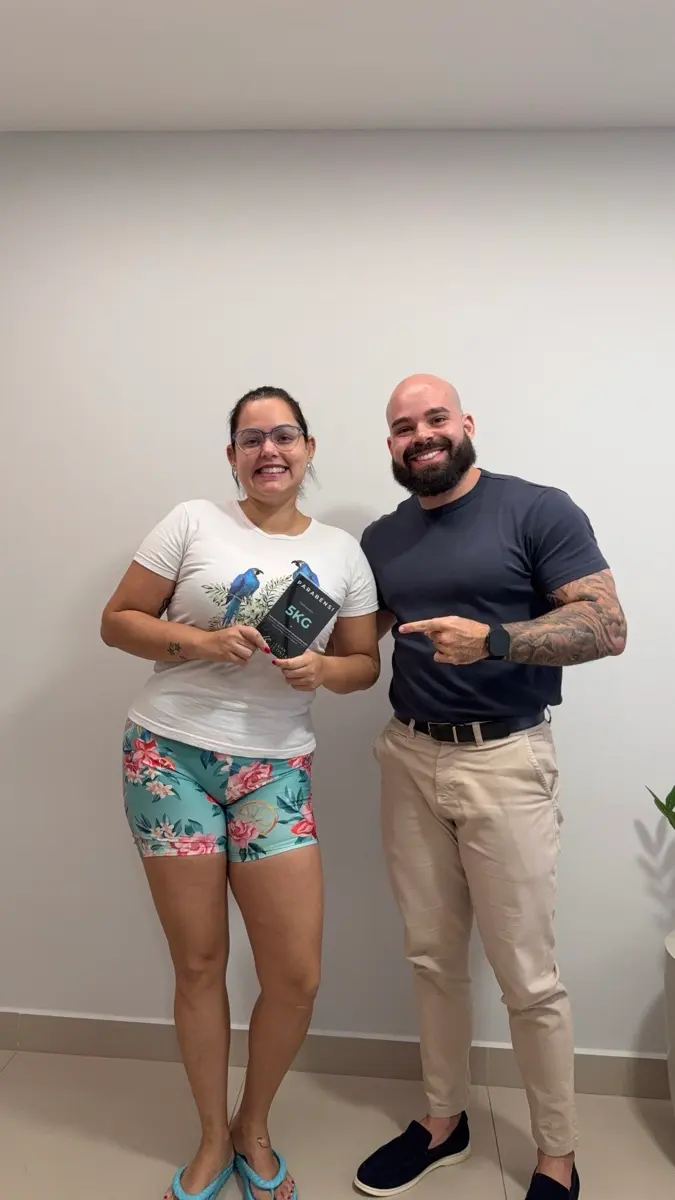 Paciente do Luan Costa celebrando a conquista de 5 kg